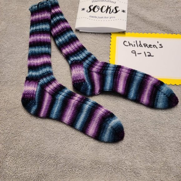 Hand knitted socks: assorted sizes: children, adults and large feet socks - Picture 6 of 16